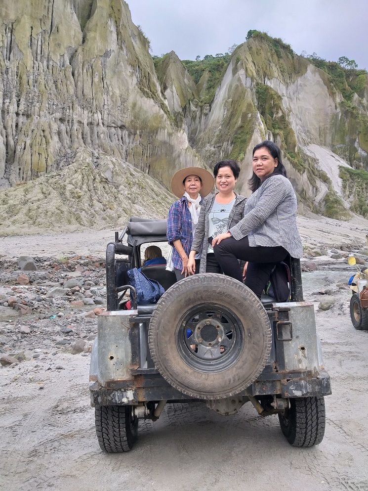 Mount Pinatubo trekking tour